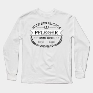 Held des Tages Pfleger Vintage Design Long Sleeve T-Shirt